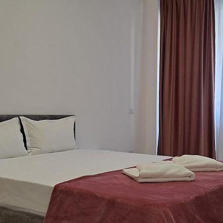 Relax Home Apartment Q Iasi Exterior foto